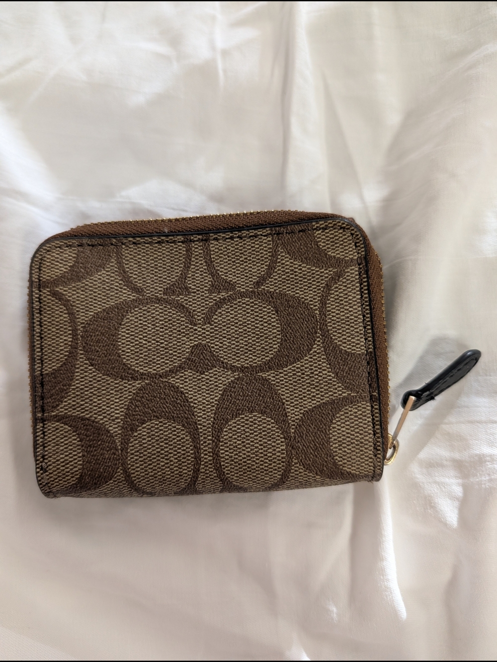 Coach Riley Rivets Small Studded Trifold Wallet - Picture 2 of 6